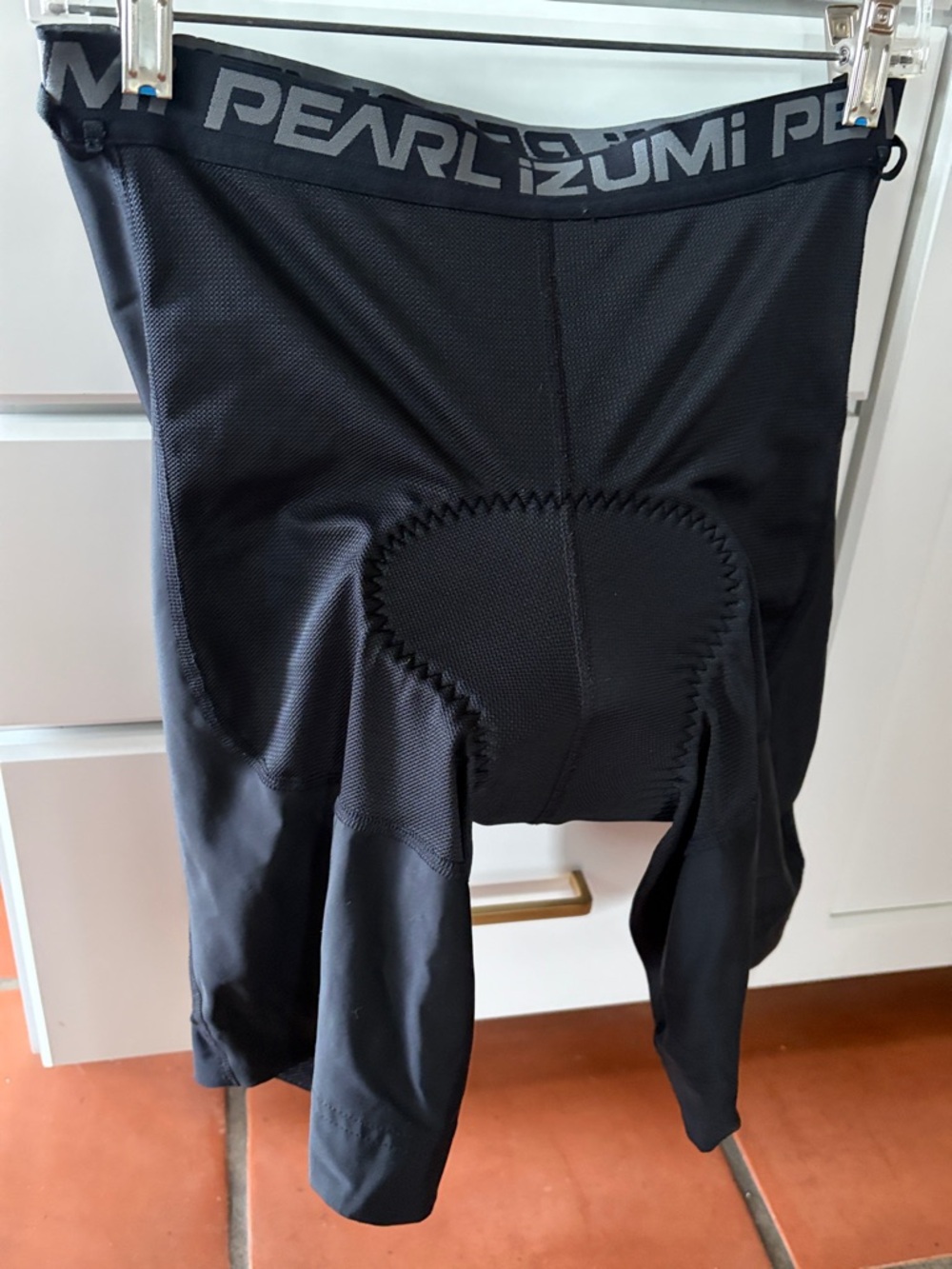 Pearl Izumi Men's Black Liner Shorts, Cycling Size L